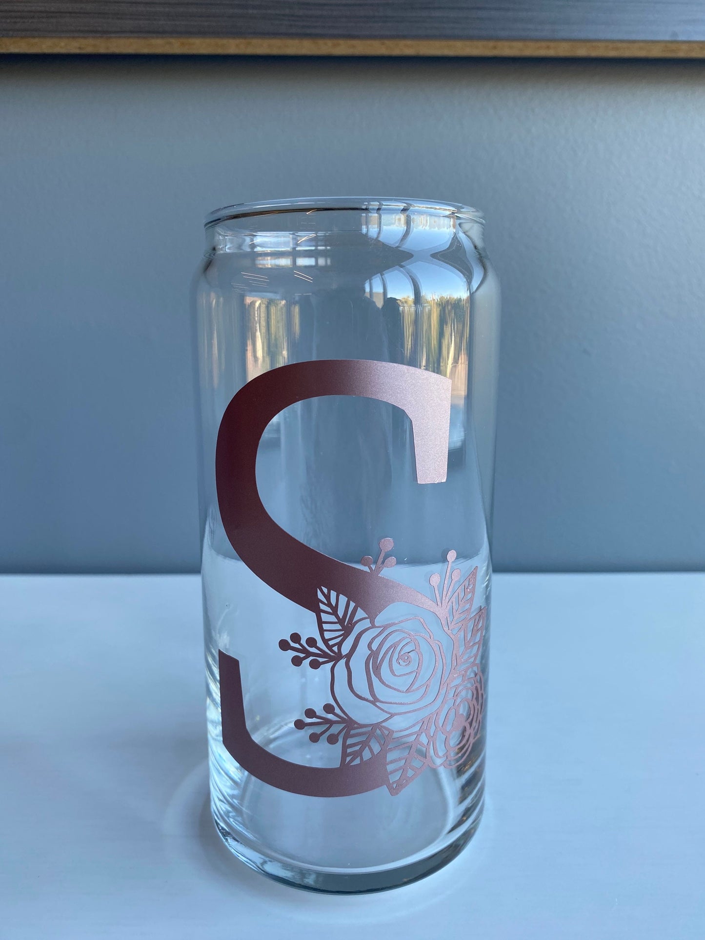 Rose Monogram Can Glass